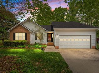 3987 Cherry Tree Dr, Greensboro, NC 27405