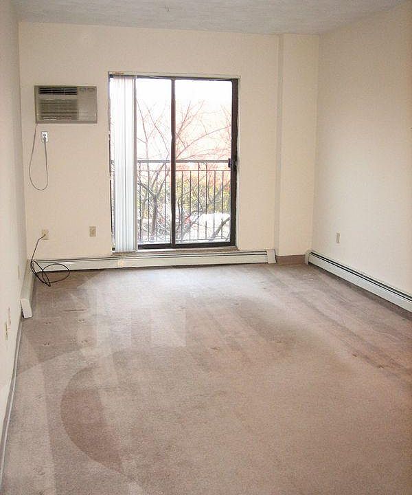 2nd image of 375 Highland Ave #316