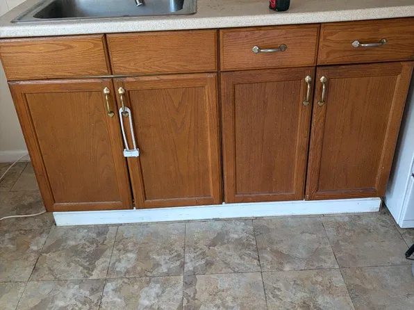 102 W Broad St APT 4, Hatfield, PA 19440