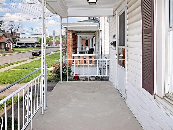 3rd image of 4532 Forest Ave
