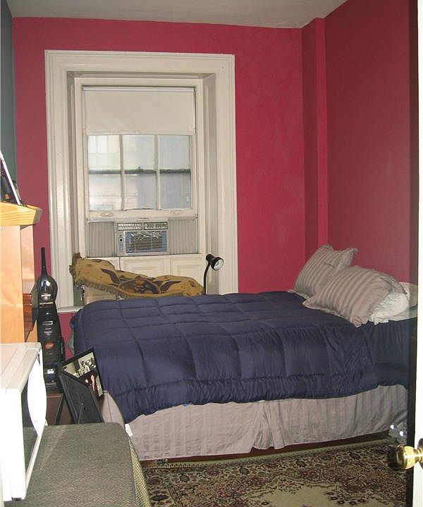 2nd image of 5 E 67th St APT 4B