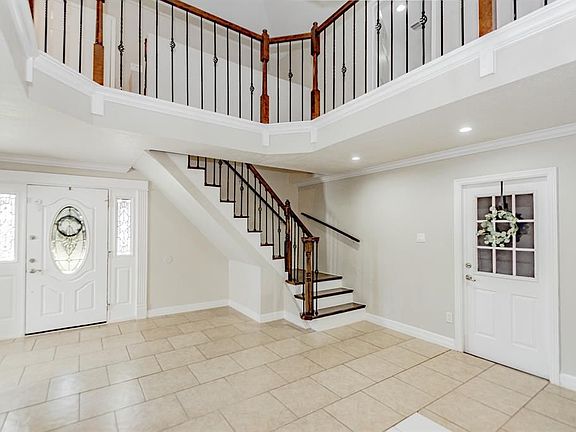 5th image of 10262 Scotsbrook Dr