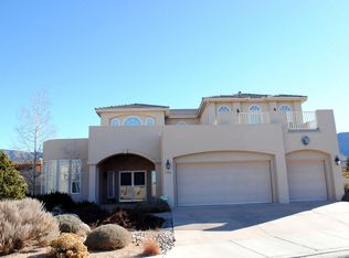 5600 Mariola Pl NE, Albuquerque, NM 87111