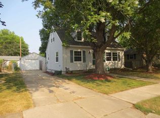 1604 11th Ave, Green Bay, WI 54304