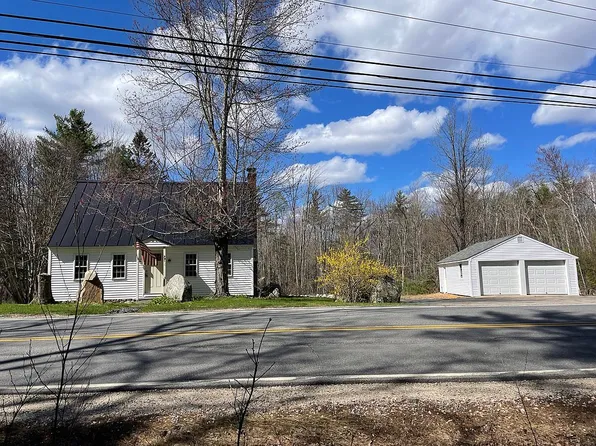 991 Governor Wentworth Hwy, Moultonboro, NH 03254