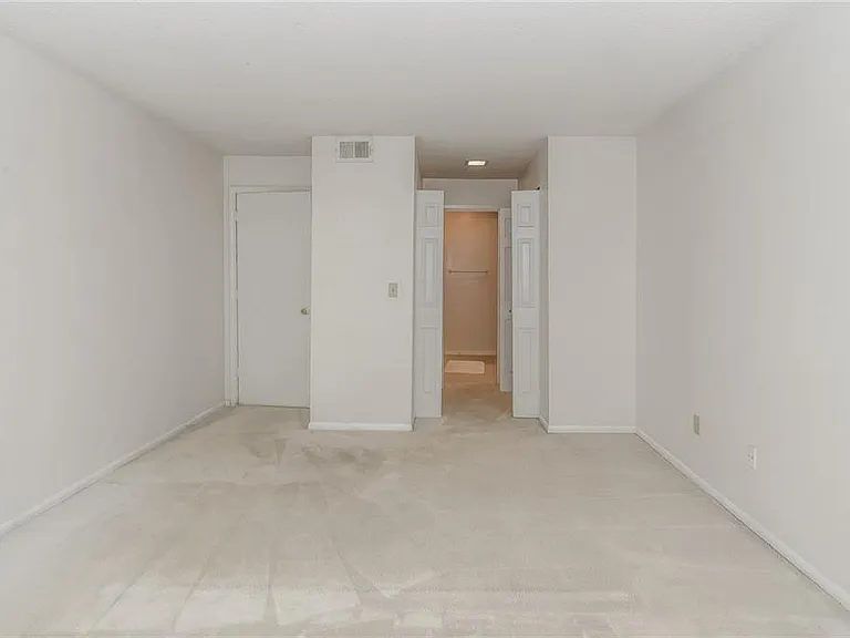 44 Rumson Ct SE — Photo 18