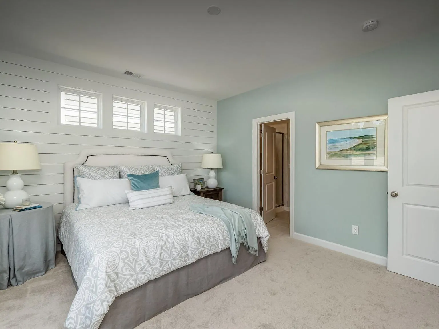2 bed, 1590 sqft, $2,600 — Photo 4