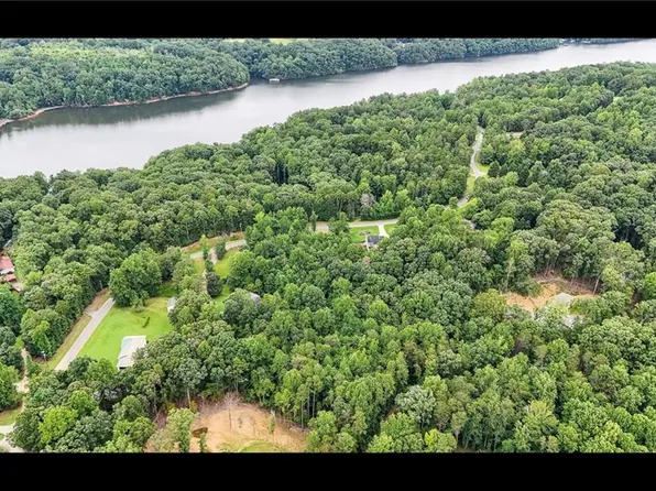 3223 Hidden Valley Rd #55/56, Gainesville, GA 30506