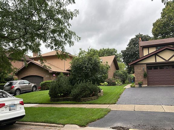 2nd image of 1116 N Honey Hill Rd