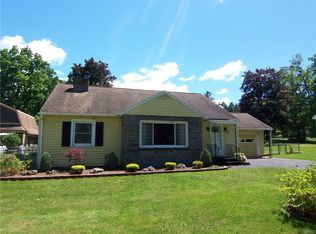 239 James St, Canastota, NY 13032