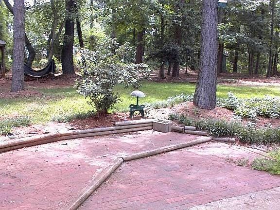 PRIVATE BACKYARD