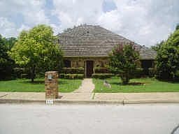 1st image of 923 S Greenstone Ln