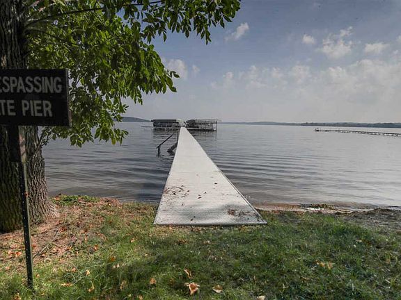 2nd image of N4273 S Lakeshore Dr
