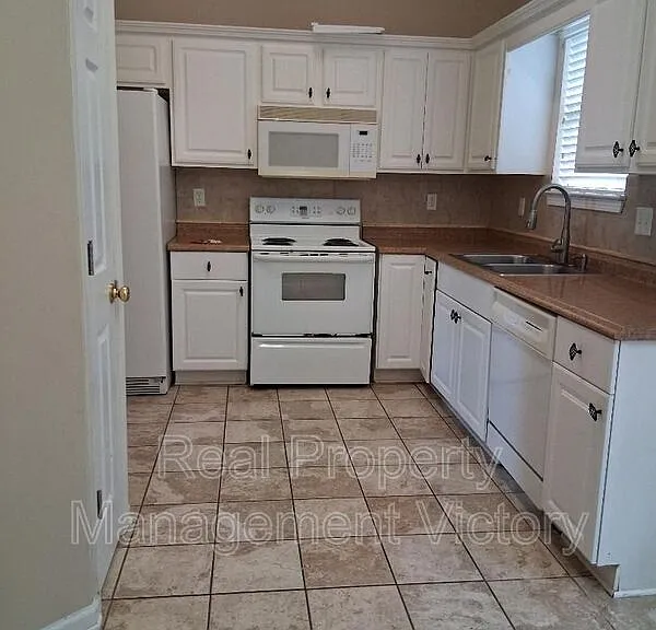 6133 Letson Farms Dr — Photo 3