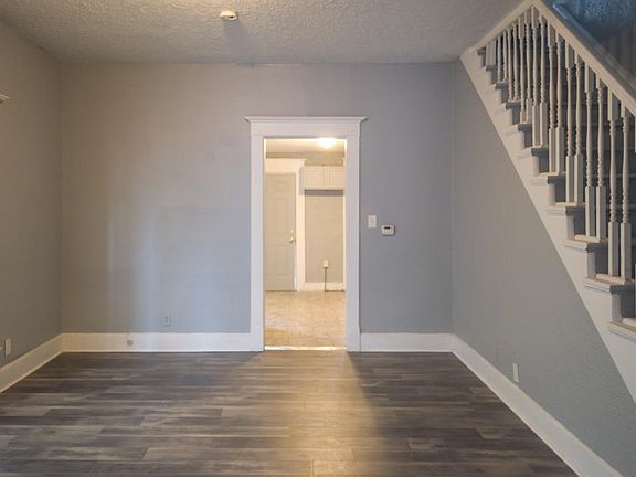 3rd image of 3507 N Illinois St