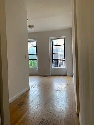 Rented by Sky Management | media 35