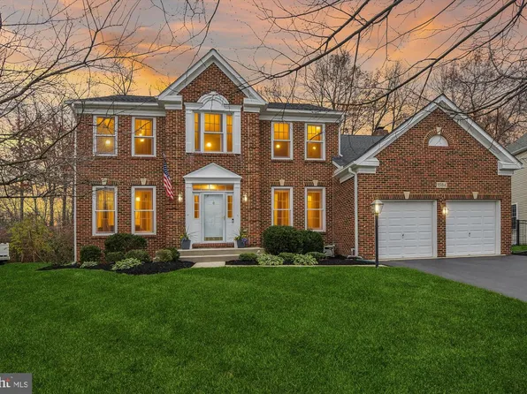 1584 Star Stella Dr, Odenton, MD 21113