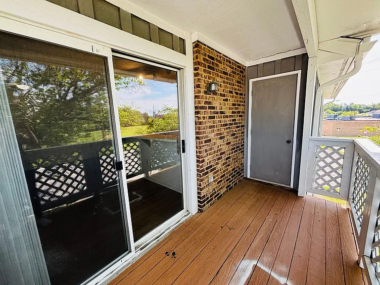 824 Cascade Ct — Photo 5