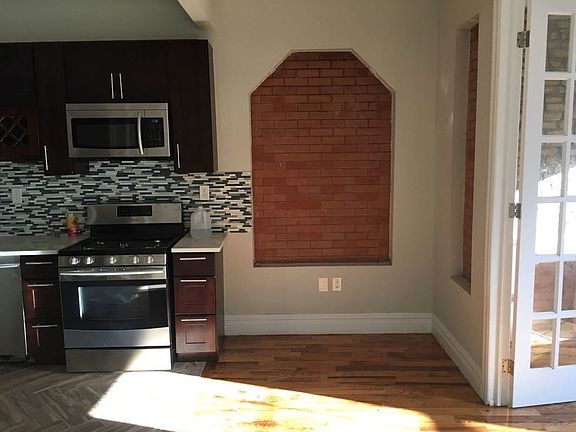 2nd image of 1217 Jefferson Ave #2