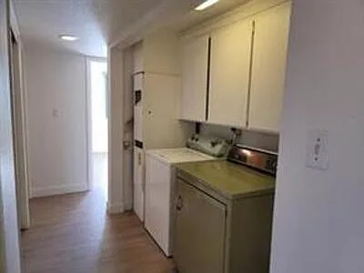 1408 Gregory Way — Photo 22