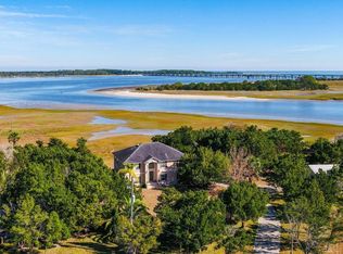 10399 Shark Rd E #1, Jacksonville, FL 32226