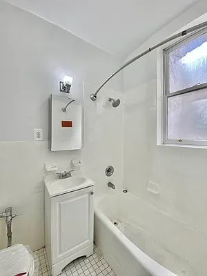 Rented by Waverly Realty Associates | media 22