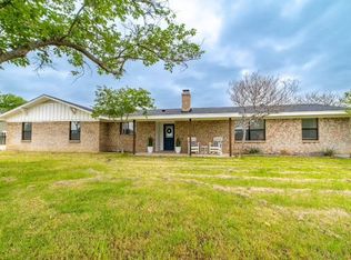 7720 Nine Mile Bridge Rd, Fort Worth, TX 76135