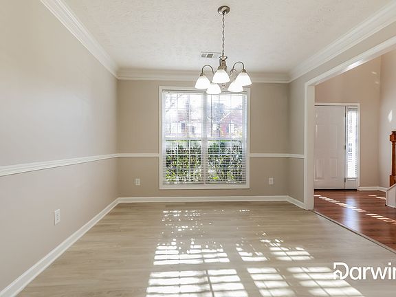 4th image of 3437 Pembrook Farm Way SW