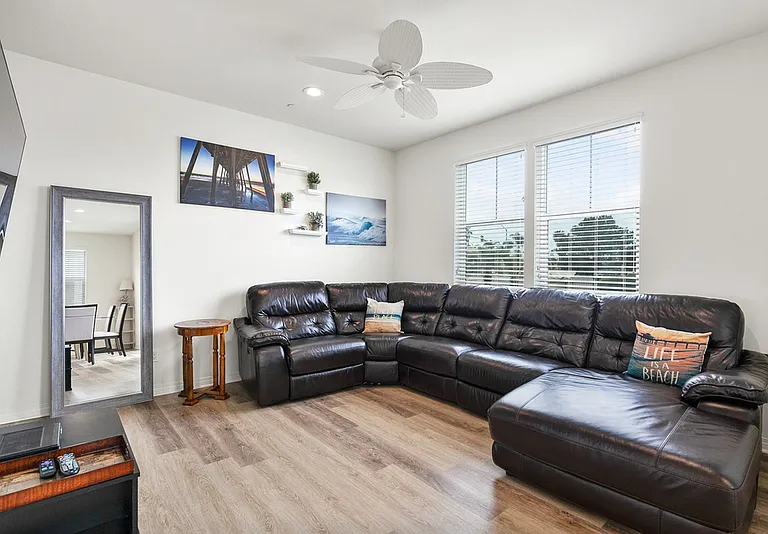 503 Lark Way — Photo 1
