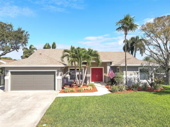 9821 SW 15th Drive, Davie, FL 33324