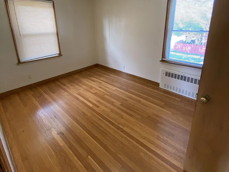 7605 W Hadley St — Photo 6