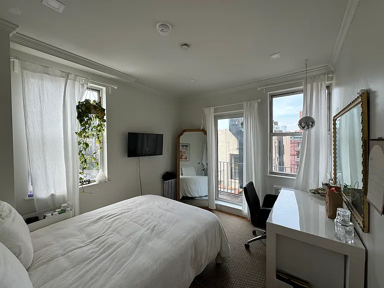 161 Ludlow St #9 — Photo 7