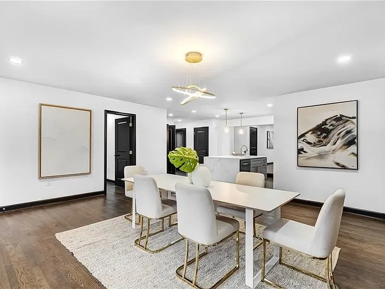 W Potomac Dr — Photo 1