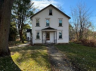 31 Prospect St, Fort Plain, NY 13410