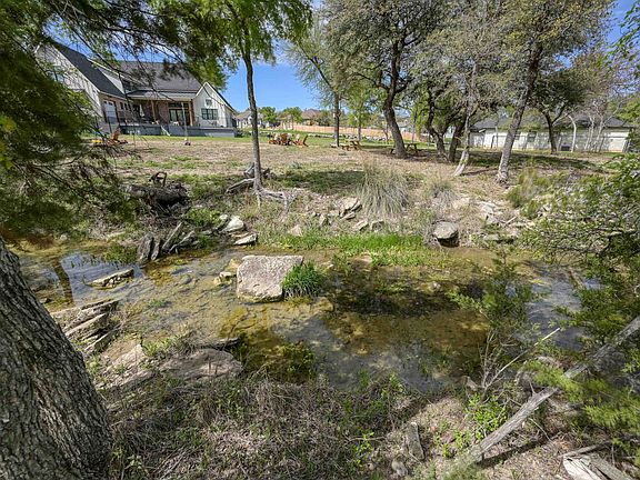 3rd image of 133 Taylor Creek Way