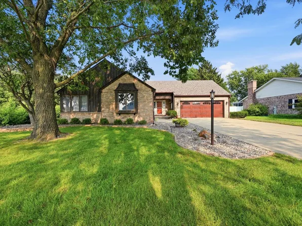 8 Woodside Ave, Kankakee, IL 60901