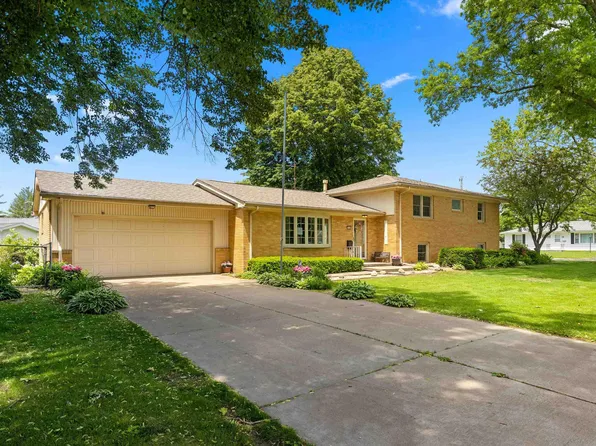 816 Franklin Ave, Galesburg, IL 61401