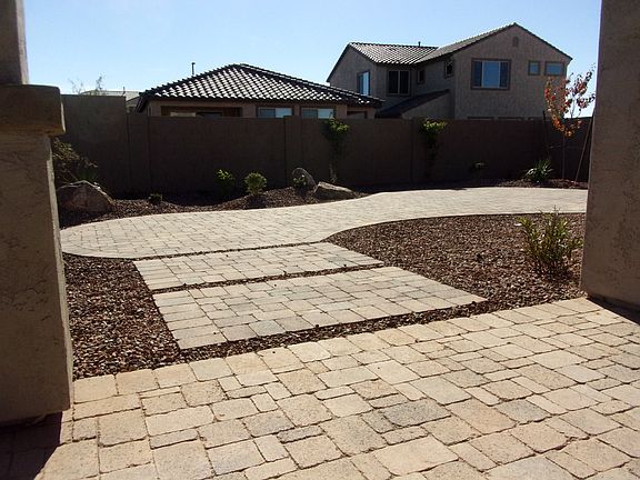 3673 BACKYARD PATIO_12312014