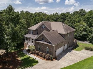 15826 Sparrowridge Ct, Charlotte, NC 28278