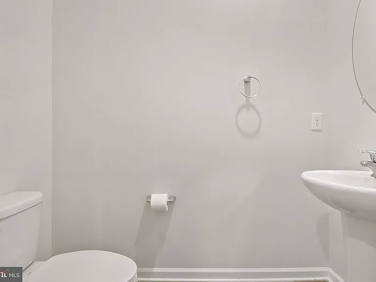 37 Arlotta St #37 — Photo 12