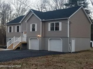 403 Emery Wheel Rd, Stroudsburg, PA 18360