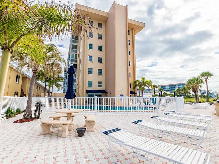 1255 Tarpon Center Dr #515 — Photo 7