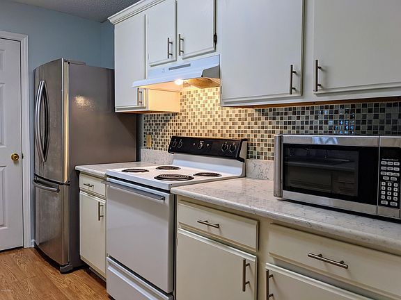2nd image of 1231 Ladys Island Dr Unit 336