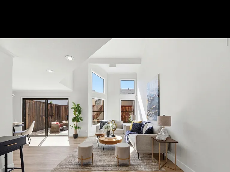 39607 Embarcadero Ter — Photo 7