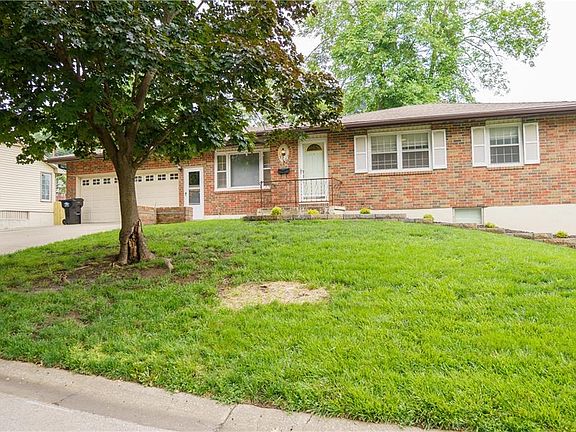 3rd image of 3509 S Leslie Ave