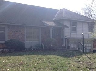 12907 Manchester Ave, Grandview, MO 64030