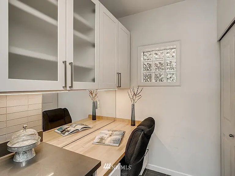 1504 Aurora Ave N #503 — Photo 16