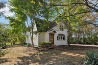 W Hardies Rd-S1909-002.jpg