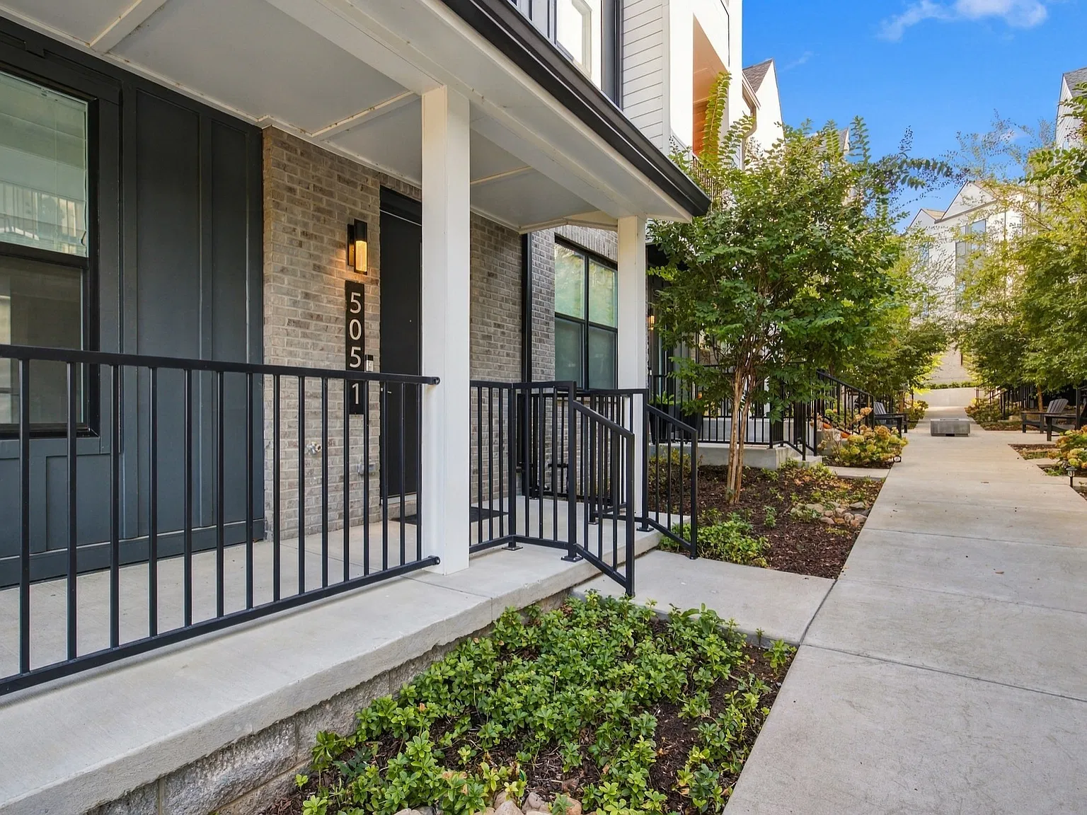 3 bed, 3173 sqft, $3,600 — Photo 3