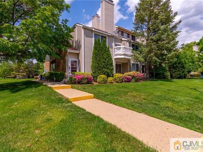 13 Chatham Sq #113, Parlin, NJ, 08859